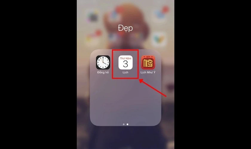 Mở ứng dụng lịch trên điện thoại