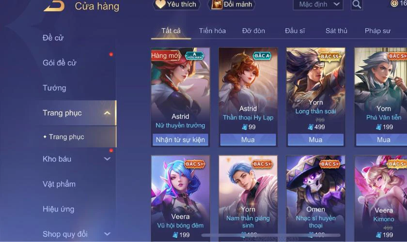 Ngoài ra, bạn cũng có thể vào Shop để mua trực tiếp bằng quân huy.