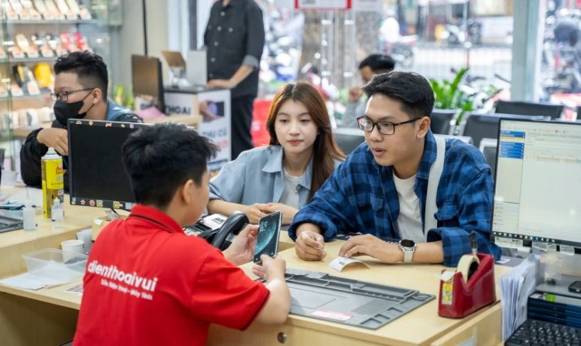 Mua điện thoại giá tốt tại Điện Thoại Vui