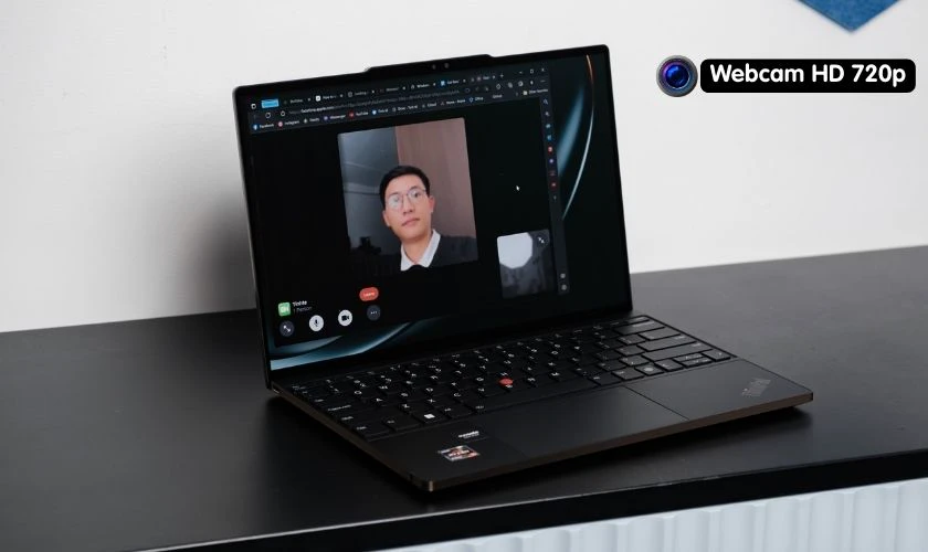 Về chất lượng camera, Asus Gaming V16 và Asus Gaming Vivobook 16X gần như không có sự khác biệt