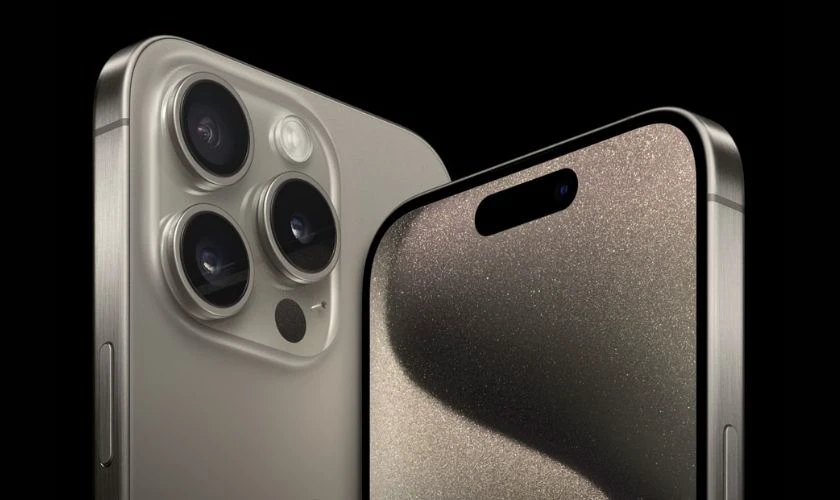 iPhone 15 Pro Max nổi bật hơn so với các dòng iPhone khác trên thị trường