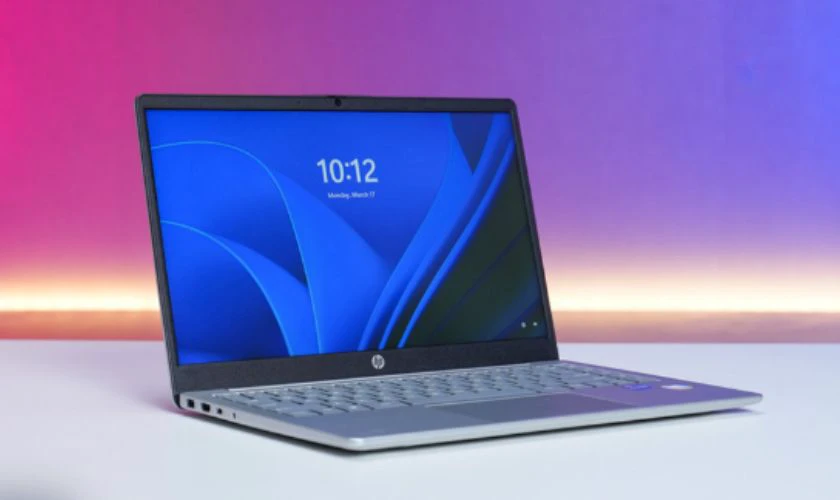 So sánh HP 14 và Dell Vostro 3530: Nên chọn laptop nào?