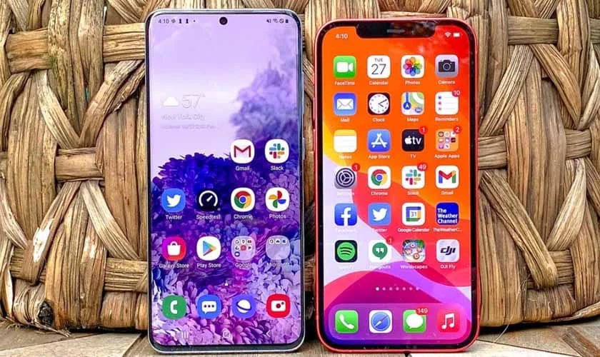So sánh với đối thủ