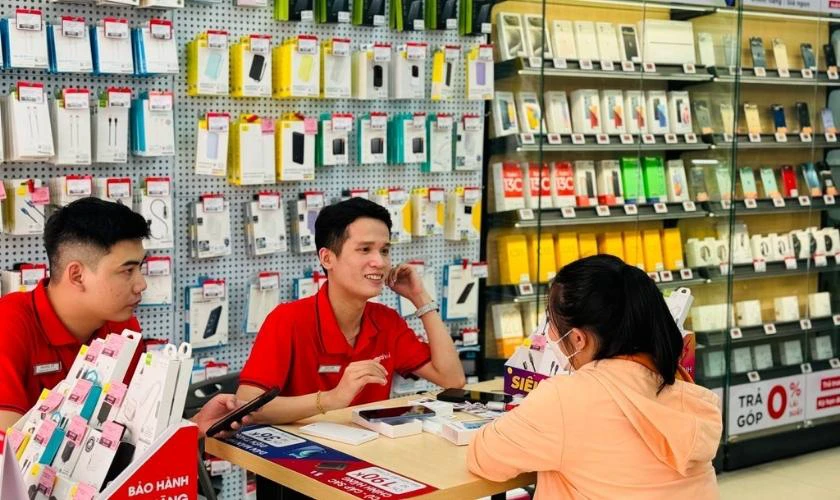 Điện Thoại Vui - Nơi mua iPhone 12 và 13 Pro Max chính hãng, uy tín