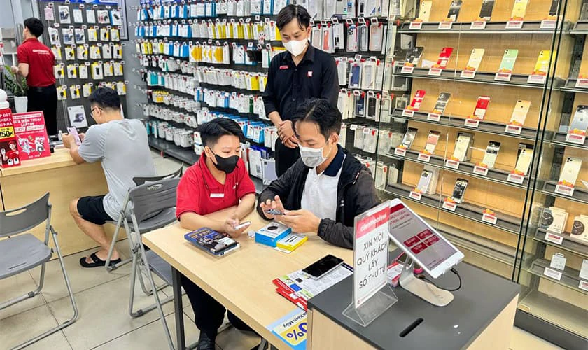 Địa chỉ mua điện thoại Realme Pro 3 và Samsung A50 uy tín
