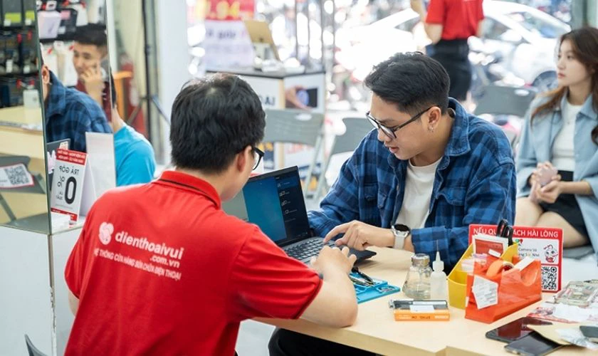 Mua điện thoại Samsung cũ giá rẻ tại Điện Thoại Vui