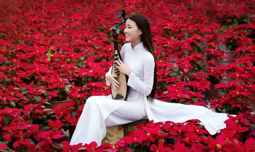 Caption đăng ảnh với áo dài hài hước, vui nhộn