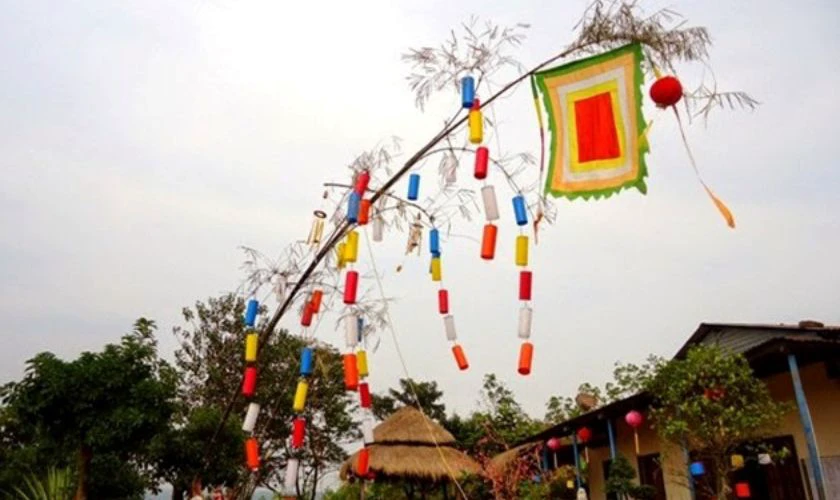 Sự Tích Cây Nêu Ngày Tết 2026 Bính Ngọ Cho Bé, Trẻ Mầm Non Hình Ảnh Cây Nêu Tết Truyền Thống