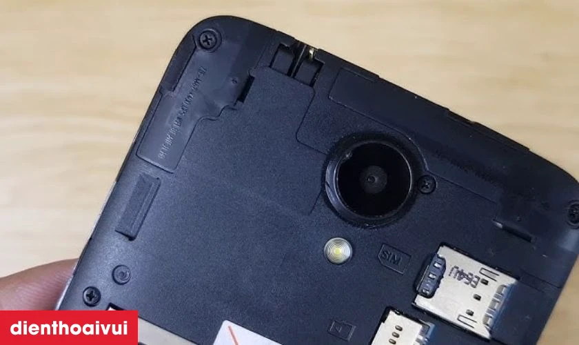 Thay pin điện thoại ZTE