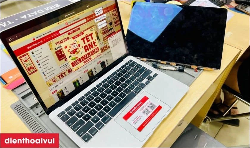 Sửa, thay màn hình Macbook tại Điện Thoại Vui quận Hà Đông