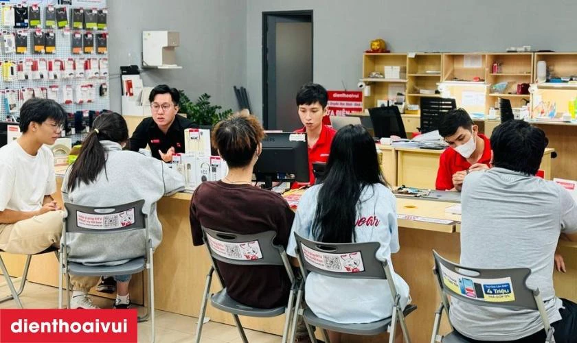 Tại sao n&ecirc;n sửa main IC camera điện thoại Oppo ở Điện Thoại Vui?