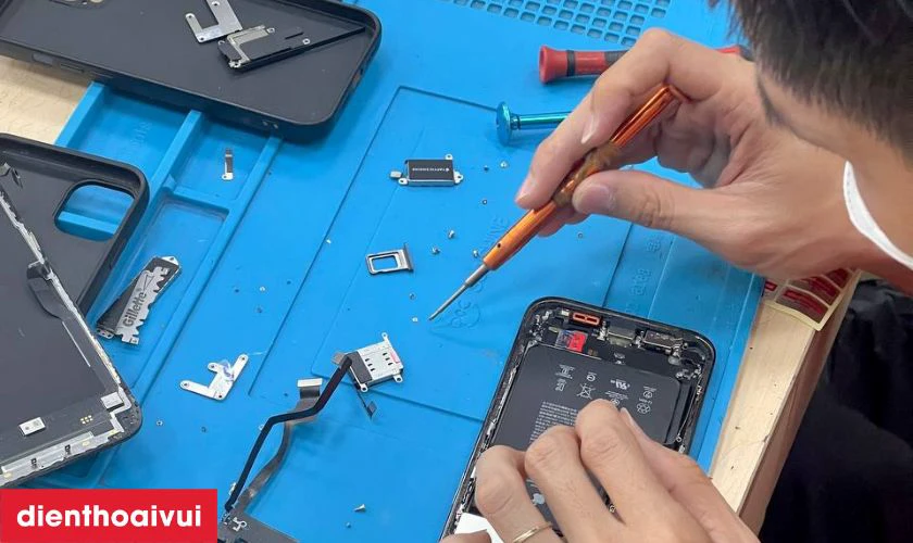 Quy tr&igrave;nh sửa main IC camera điện thoại Vivo uy t&iacute;n tại Điện Thoại Vui