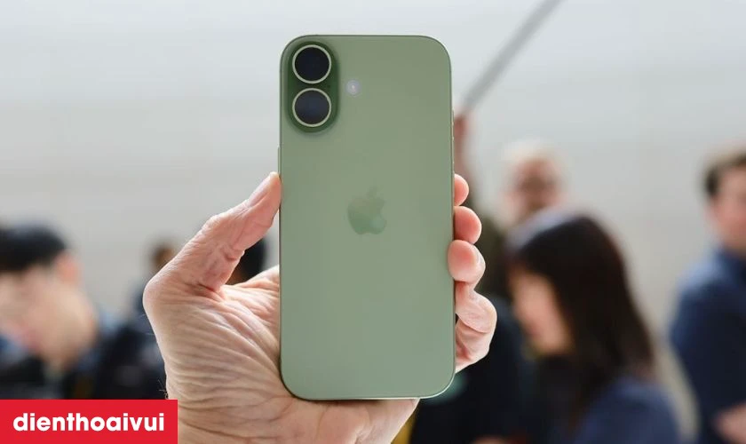 Có nên sửa main - IC camera iPhone 17 hay không?