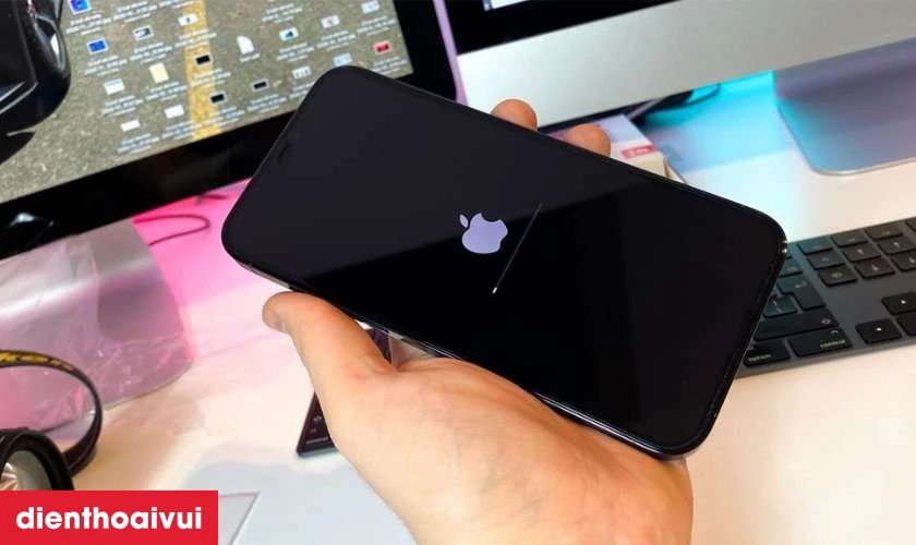 Dấu hiệu iPhone 13 Mini bị hư IC nguồn