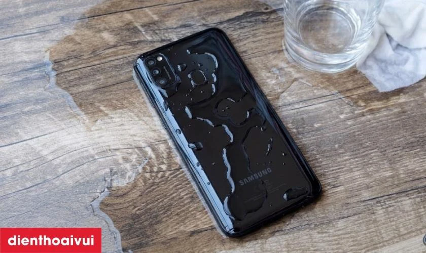 IC nguồn Samsung Galaxy M21 bị hỏng do đ&acirc;u?