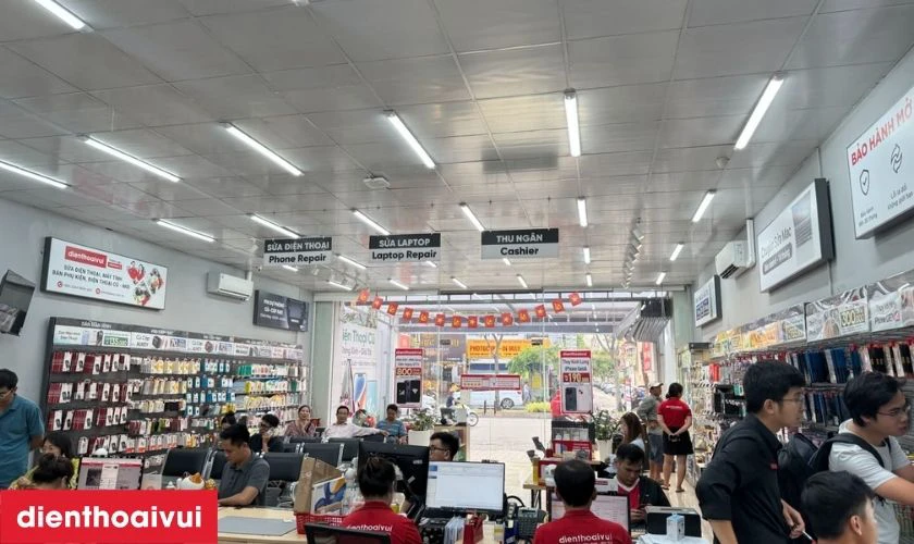 Sửa nguồn Samsung Galaxy S23 Ultra uy t&iacute;n tại Điện Thoại Vui