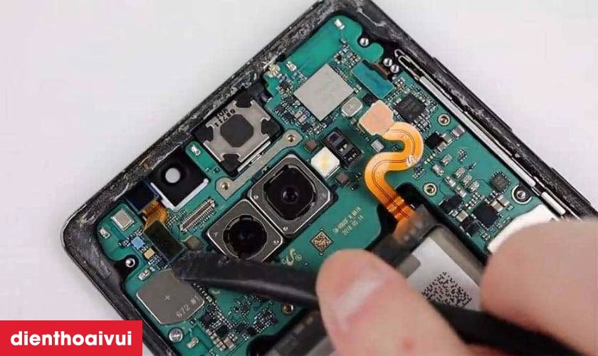 Sửa nguồn Samsung Galaxy S23 l&agrave; g&igrave;?
