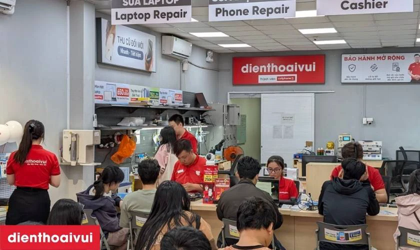 Ch&iacute;nh s&aacute;ch bảo h&agrave;nh r&otilde; r&agrave;ng l&ecirc;n đến 6 th&aacute;ng, hỗ trợ sau sửa chuy&ecirc;n nghiệp