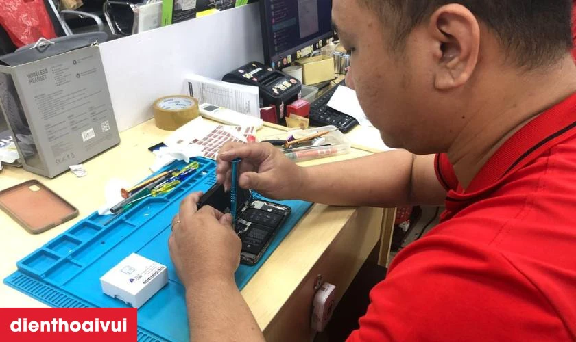 Quy trình sửa main - IC wifi iPhone 13 Pro Max tại Điện Thoại Vui