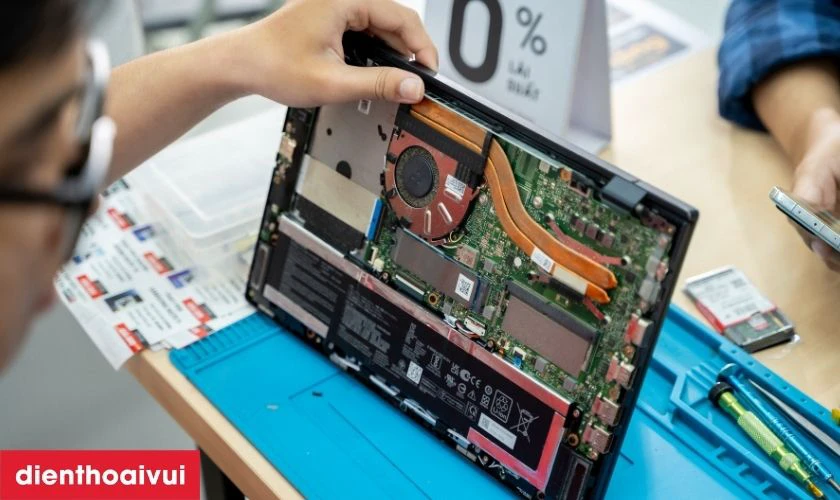 Sửa main laptop - Lỗi IC nguồn Dell Latitude 14 Rugged Extreme 7414 giá rẻ tại Điện Thoại Vui