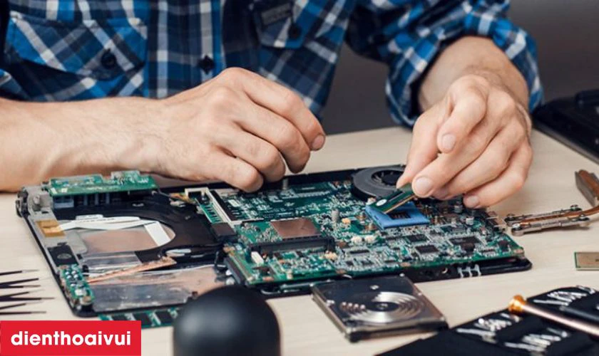 Sửa main laptop - Lỗi IC nguồn Dell Precision 3540 là gì?