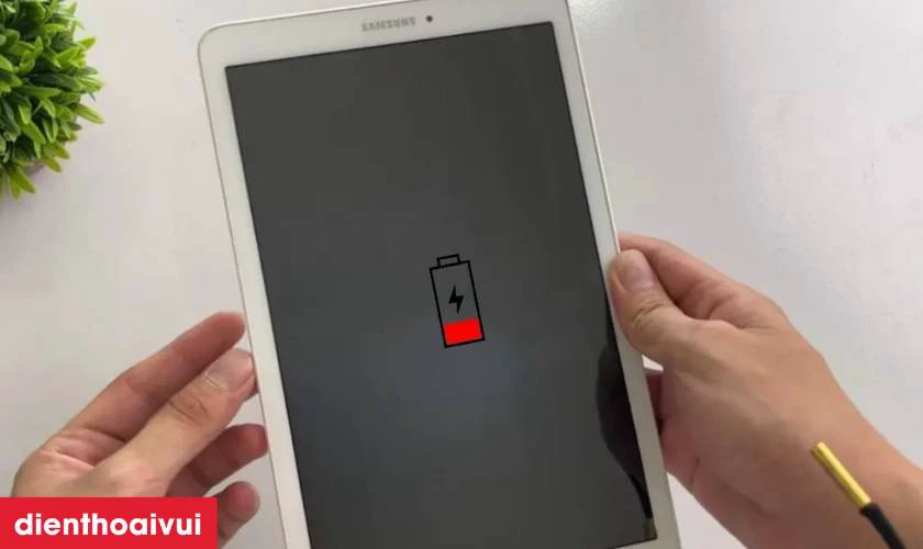 Các dấu hiệu nhận biết bạn cần sửa máy tính bảng Samsung nhanh chóng