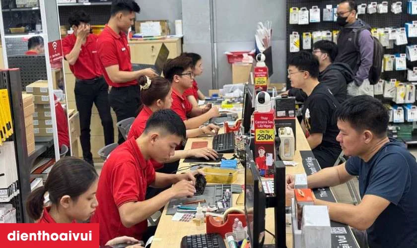 Quy tr&igrave;nh sửa NFC iPhone 13 Pro Max tại Điện Thoại Vui