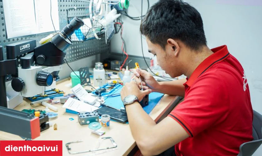 Quy trình sửa NFC iPhone 16 Pro tại Điện Thoại Vui