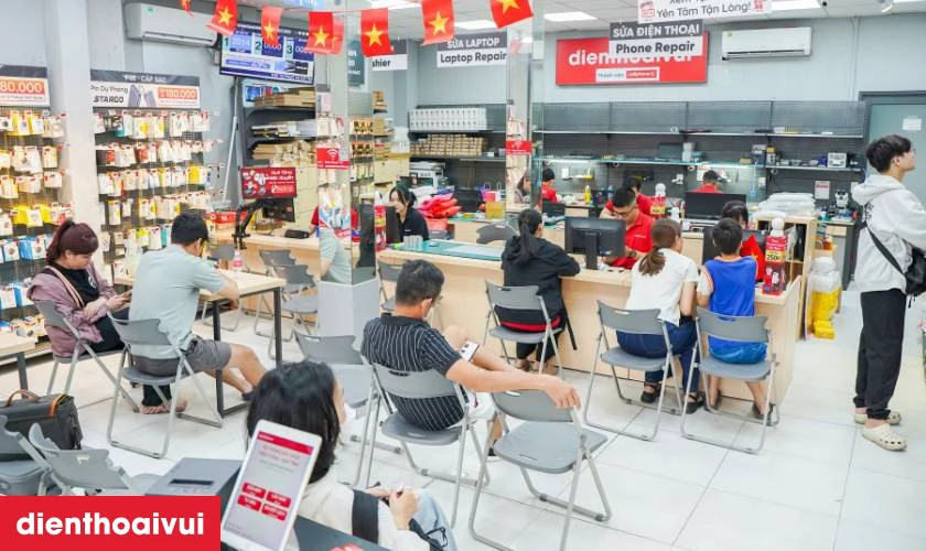 Địa chỉ sửa nguồn iPhone 16 uy t&iacute;n tại TPHCM & H&agrave; Nội