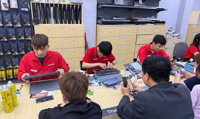 Ưu điểm khi sửa nguồn iPhone quận Bình Thạnh tại Điện Thoại Vui