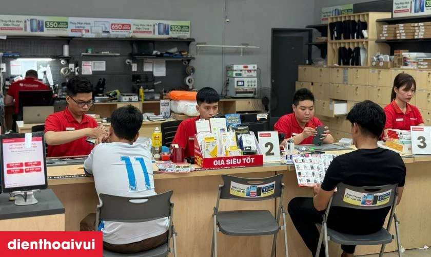 Quy trình sửa sọc màn hình Samsung S21 Plus minh bạch