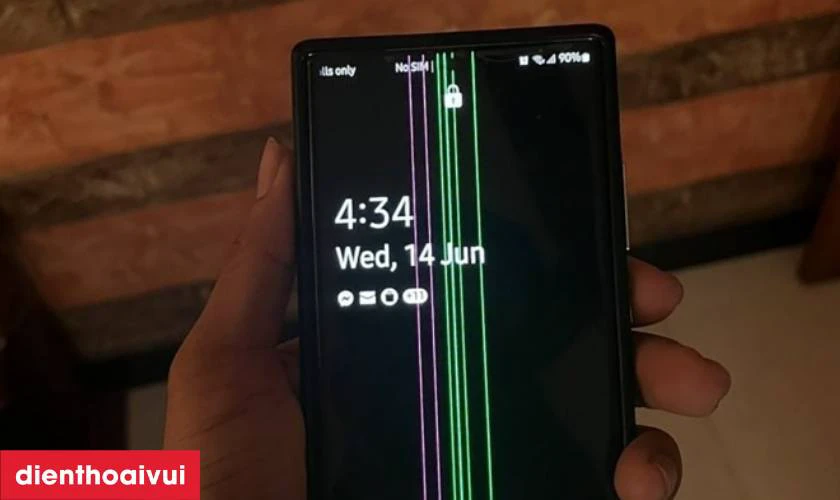 Khi nào nên sửa sọc màn hình Samsung S24?