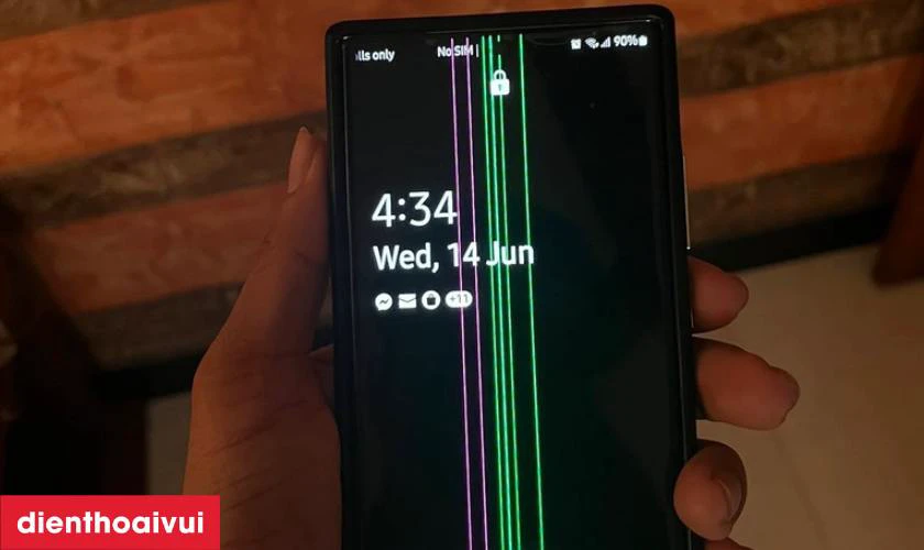 Nguyên nhân gây ra sọc màn hình của điện thoại Samsung S24 Ultra là gì?