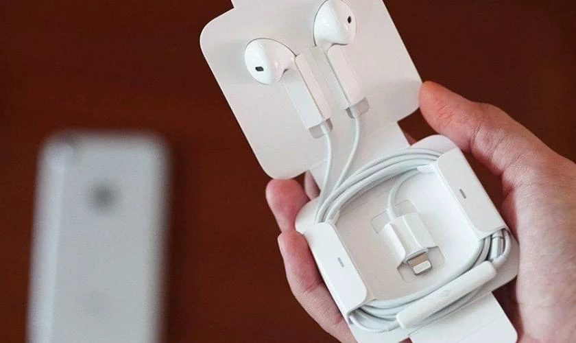 Tai nghe iPhone 11 Pro Max có dây giá bao nhiêu