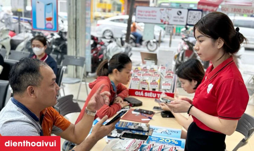Mua phụ kiện giá rẻ tại Điện Thoại Vui