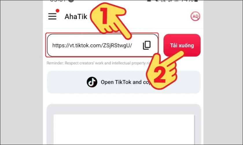 Mở ứng dụng Ahatik Downloader, dán đường dẫn vào ô “Type URL” và nhấn Tải xuống
