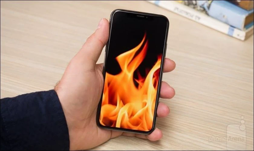 Dấu hiệu nhận biết tại sao điện thoại iPhone bị nóng máy