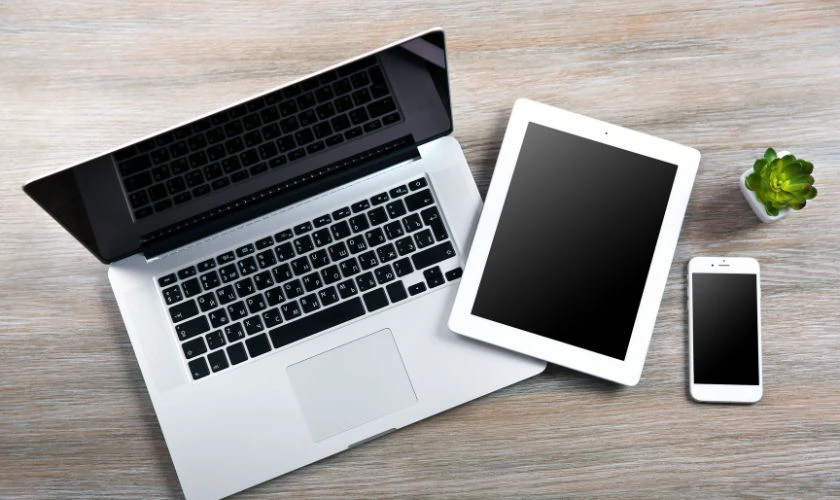 Đồ điện tử thông minh làm quà tặng Valentine cho bạn gái ở xa