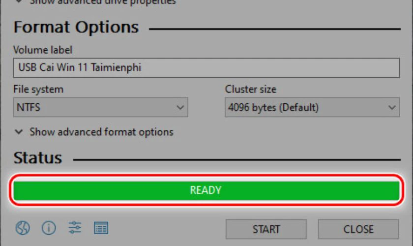 Thông báo READY màu xanh xuất hiện có nghĩa quá trình tạo USB boot Windows 11 hoàn tất