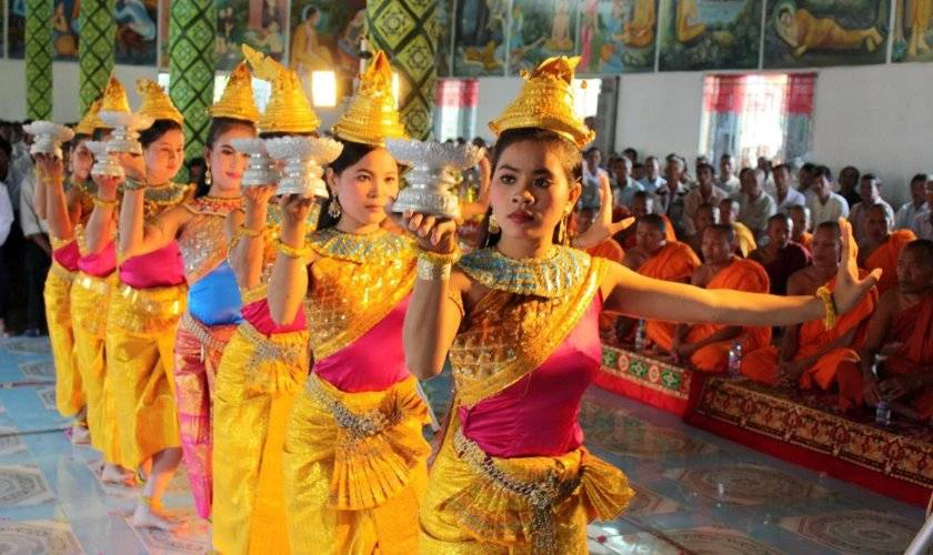 Múa hát dân gian Khmer