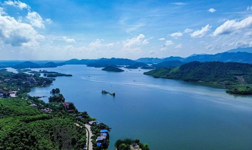 Hồ Núi Cốc - Thái Nguyên