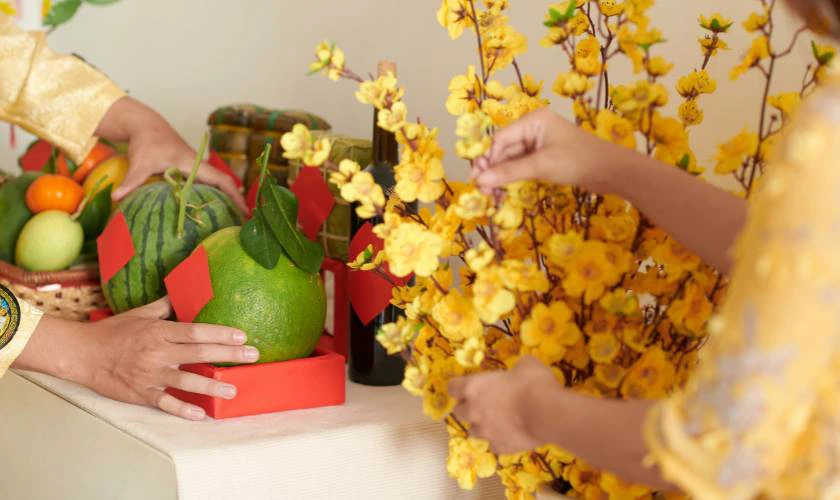 Dọn dẹp và trang trí nhà cửa