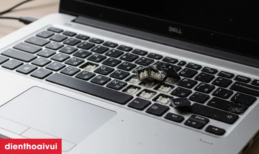 Dấu hiệu b&agrave;n ph&iacute;m laptop Dell Inspiron 15 5545 bị lỗi cần thay ngay