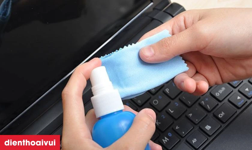 Mẹo sử dụng laptop sau thay b&agrave;n ph&iacute;m