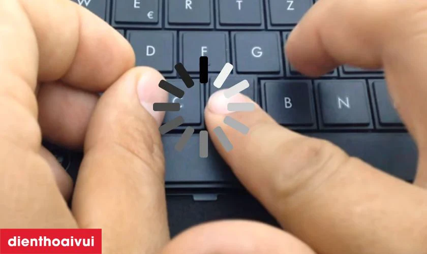 Dấu hiệu b&agrave;n ph&iacute;m laptop HP Elitebook 2560P bị lỗi cần thay ngay