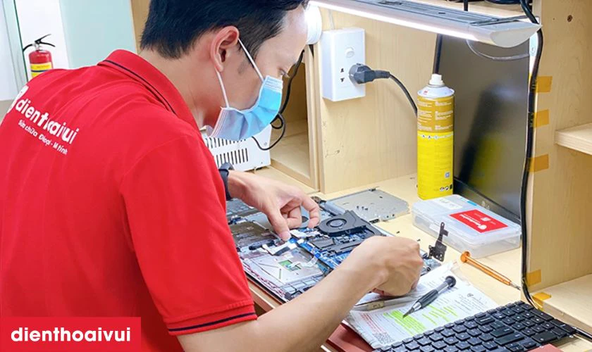 Quy tr&igrave;nh thay b&agrave;n ph&iacute;m laptop HP Elitebook 6930 nhanh ch&oacute;ng, minh bạch tại Điện Thoại Vui