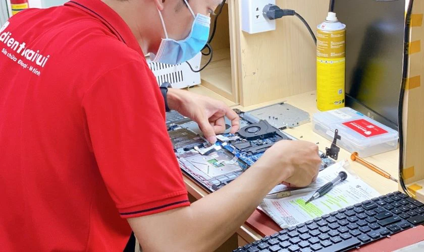 Địa điểm thay bàn phím laptop HP