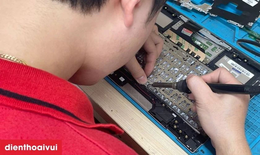 Thay b&agrave;n ph&iacute;m laptop HP Pavilion Gaming 15EC lấy liền tại Điện Thoại Vui