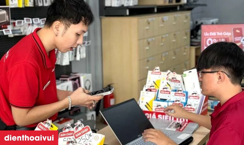 Quy tr&igrave;nh thay b&agrave;n ph&iacute;m laptop HP Probook 440 G3 lấy liền tại Điện Thoại Vui