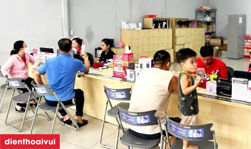 Quy tr&igrave;nh thay b&agrave;n ph&iacute;m laptop HP Probook 6460 lấy liền tại Điện Thoại Vui